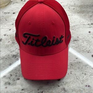 Titleist Hat Fitted Cap Mens Red FJ Footjoy Pro V1 M/L